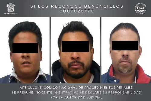 Video: Ingresan a penal a presuntos ladrones de autos de lujo en el Valle de Toluca